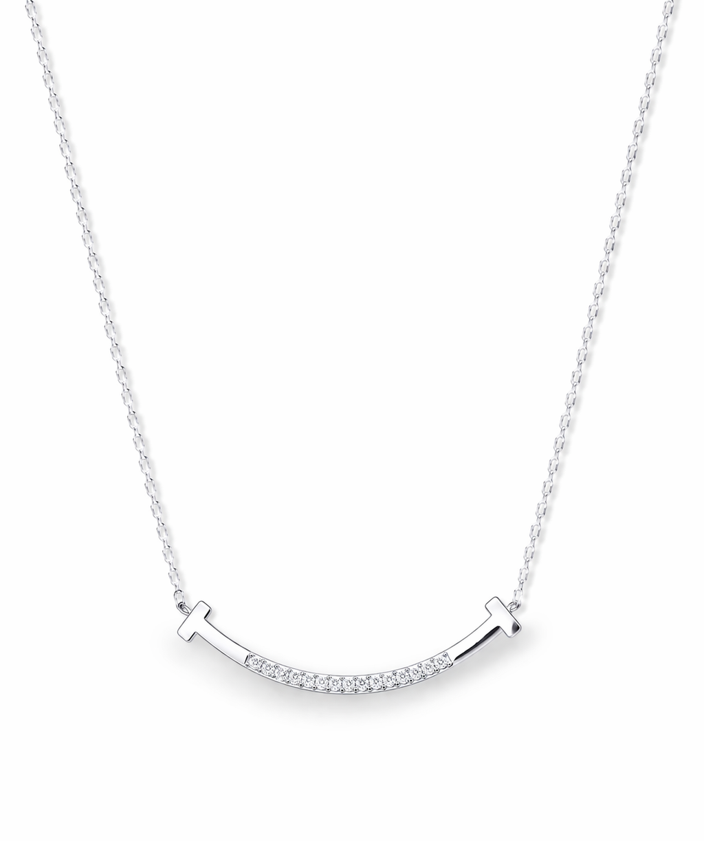 Collar sonrisa brillo minimalista plata